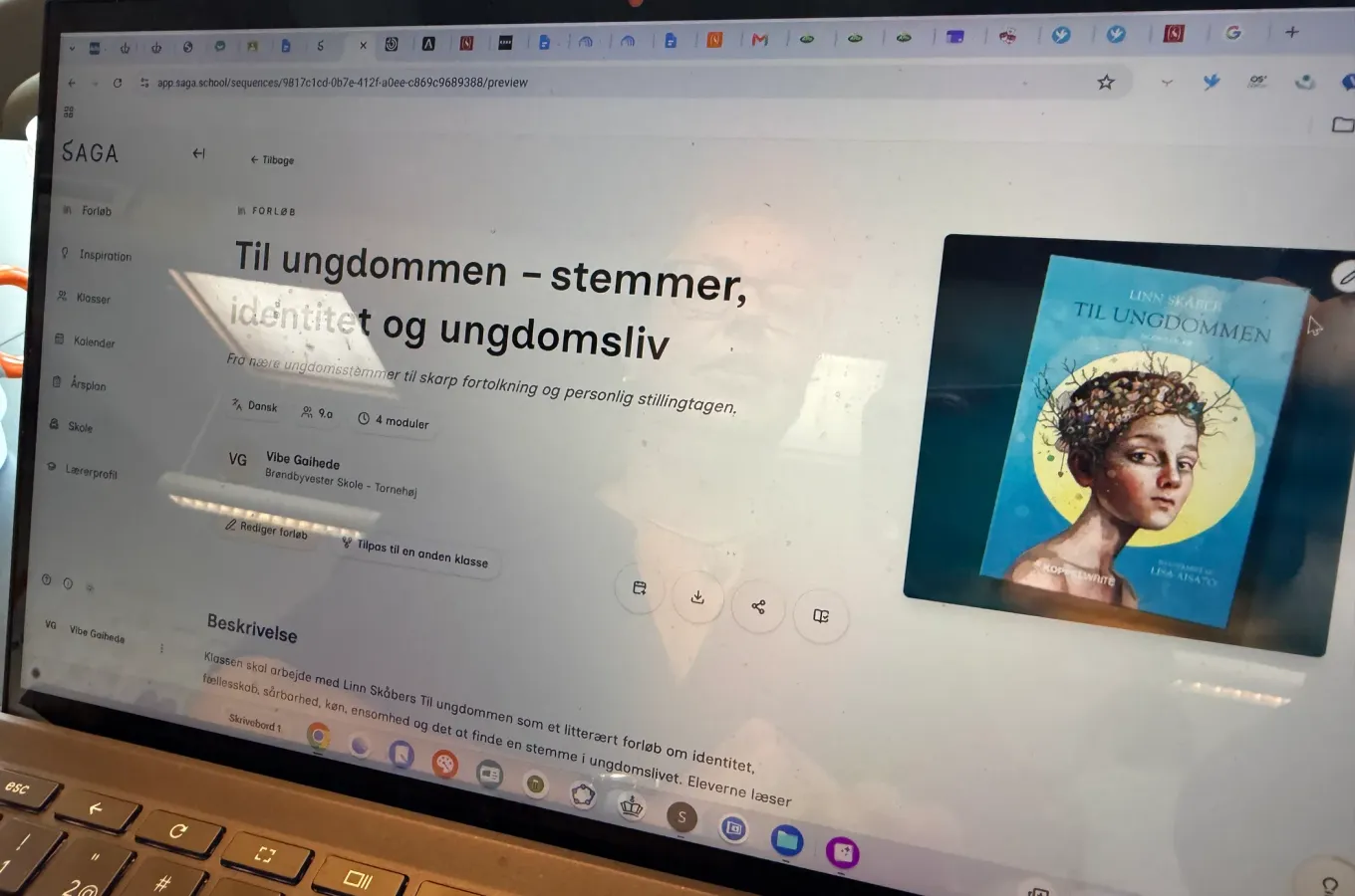 Et forløb om ungdomslitteratur åbent i SAGA på en bærbar computer.
